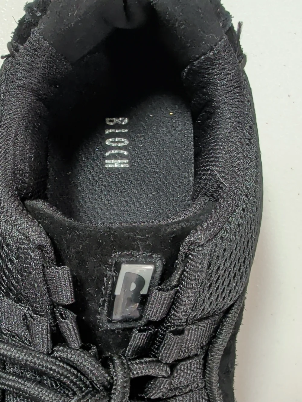 Bloch, Kids Black Hip Hop Sneakers. Size 3